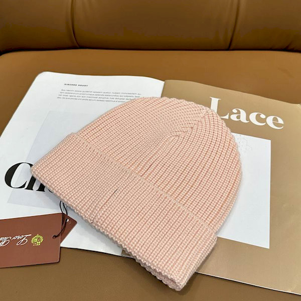 Loro Piana Women's Ribbed Knit Beanie with White Featuring Logo Detail in Pink