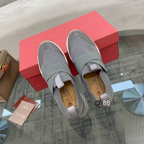 Loro Piana Women's Flexy Walk Sports Shoes / Gray With Elastic Band