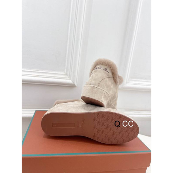 Loro Piana Women's Fleece-l/ed Suede Sneakers / Apricot