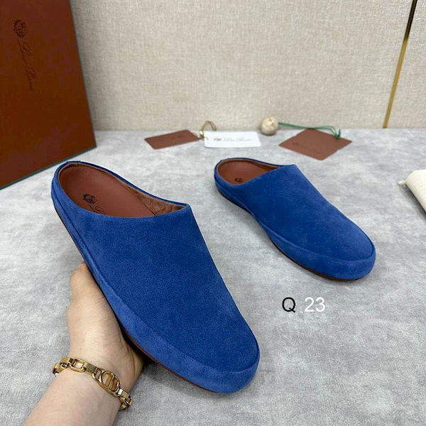 Loro Piana Women's Suede Sandals / Blue