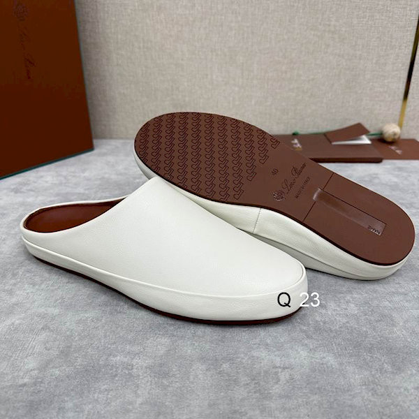 Loro Piana Women's Cowhide Sandals / White