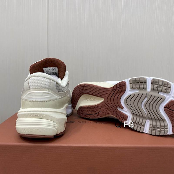 Loro Piana Men/Women's Sports Shoes / Beige Collaboration With New Balance
