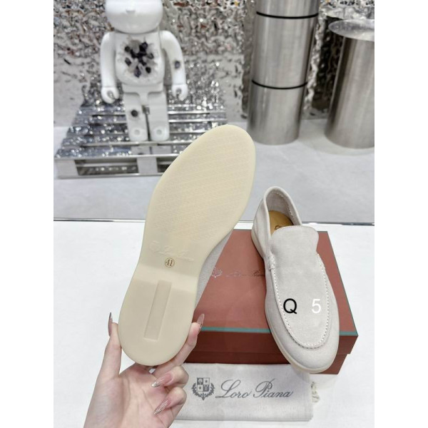 Loro Piana Men/Women's Summer Walk Moccas/ Flat Shoes / Off-White