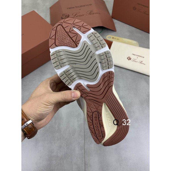 Loro Piana Men's Sports Shoes / Beige/Black Collaboration With New Balance
