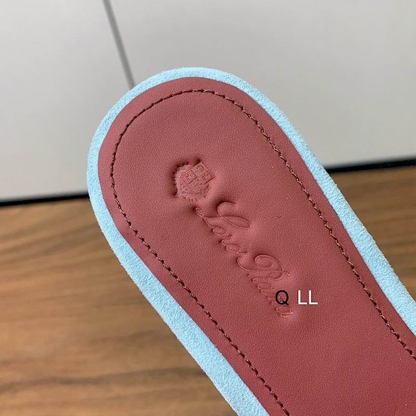 Loro Piana Women's Summer Charms Flat Sandals / Green Lake